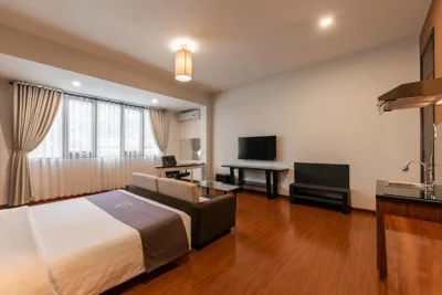 Camera King — Azumaya Hotel Hai Ba Trung 1